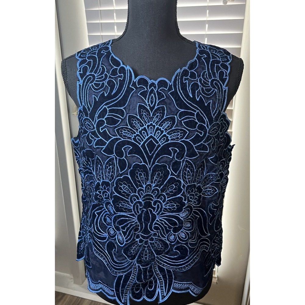 Anthropologie Lainie Sleeveless Velvet Lace Cutwork Blouse Blue Medium - Picture 6 of 11